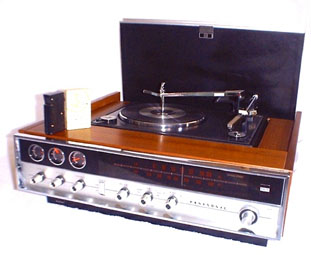 Panasonic SG-999D ’60s AM-FM record player